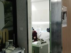 -雅悦齿科(顾村公园店)