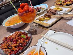 -街角等你.大连海鲜烧烤.经典铁板海鲜串(西安路店)