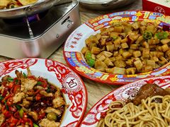 -江城燕子大排档(江汉路步行街店)