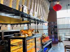 面包甜点陈列柜-海柜涮烤一体自助餐厅(金鹰店)