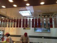-狗撵鸭(泰山公寓店)