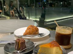-RWORK·COFFEE(滨江店)