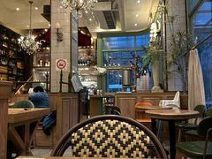 -玛格萝妮比萨屋(四平店)