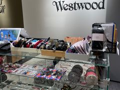 -VivienneWestwood(万象城店)