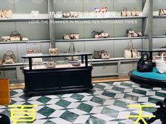 -Gucci(北京金融街购物中心店)