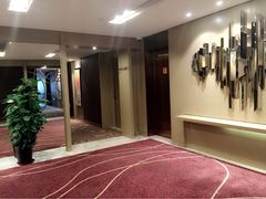 万信酒店(陆家嘴店)-上海新国际博览中心美仑酒店