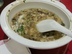 酸辣汤尤鱼-北京京伦饭店