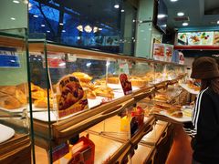 面包甜点陈列柜-新侨三宝乐面包店(崇文门店)