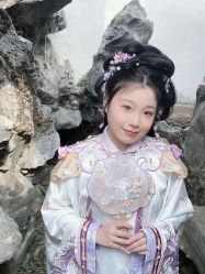 -一揽芳华汉服旗袍体验馆(拙政园店)