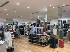 -优衣库(郑州丹尼斯大卫城店)