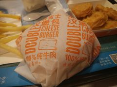 -麦当劳(乳山路店)