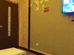 -康源四季推拿足道(罗秀店)