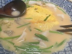 -荣家黄鱼面(前滩太古里店)