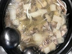 -东椰·海南椰子鸡火锅(朝阳门店)