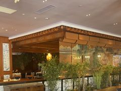 -八府香鸭·啫啫煲(华山路店)