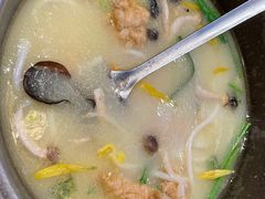 云南过桥米线-云海肴·汽锅鸡·云南菜(苏州中心店)