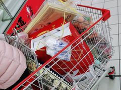 -大润发(勤业店)