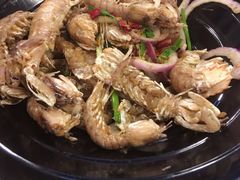 -虾弄弄海派小龙虾·牛羊蝎子火锅