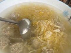 羊肉丸子炖酸菜-三岔涧农家乐