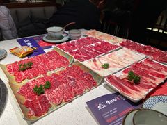 -牛村来人潮汕牛肉火锅(西单店)