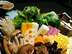 -湊湊火锅·茶憩(新中关购物中心店)