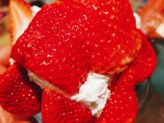 -红宝石·鲜奶小方·海派西点房(万航店)