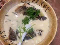 招牌鱼头汤-75幢私房菜馆