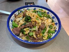 -官塘陈记鱼生·潮汕砂锅粥·牛肉火锅(潮枫路总店)