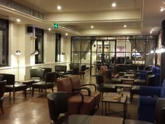 大堂-星巴克臻选(广州沙面店)