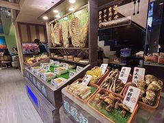 -桥边小楼·手工云南菜·古城观景小楼