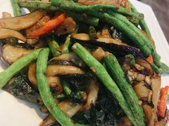 紫苏炒茄子豆角-凤厨顺德水乡凤味馆(大良锦龙路店)