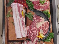 -轻烧烤肉(光谷步行街店)