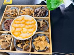 -野菌皇海景野生菌火锅(滨海大道店)