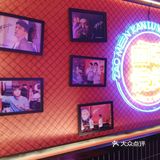 汉街一家明星开的烧烤店拔草[礼花][礼花]