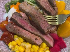 雪花牛排波奇饭-Miss Fresh轻食(南京西路店)