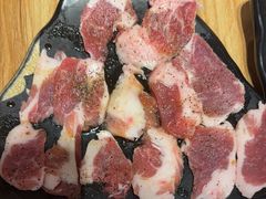 -威记烧嘢·南宁烧烤·超级生牛(绿地店)