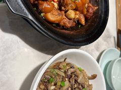 -绿草地·湘菜(酃湖师院店)