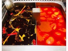 牛油麻辣锅底-海底捞火锅(奉化银泰店)