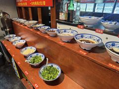 -何氏串串香火锅(翠亨店)