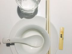 餐具摆设-至潮餐厅精致粤菜·活鲈鱼·走地鸡(珠江新城店)