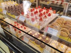 -85度C(生甜甜圈研究工坊·上海松江人民北路店)