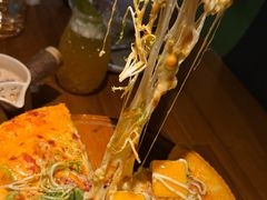 -Dragon Pizza•圆脸龙披萨·牛排餐厅