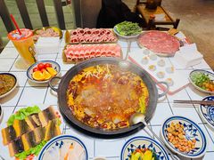 -旧街市鲜货老火锅(大光路店)