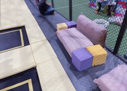-失重星球乐园·蹦床馆(欢乐谷店)