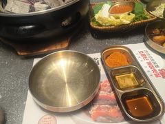 -草家酱蟹炭火烤肉店(珲春南路一店)