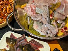 -小饕荟雅安贡椒鱼鲜馆(广福桥店)