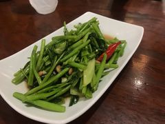 -Dang restaurant (patong phuket)
