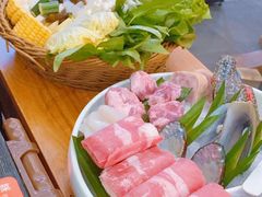 -樾餐厅泰式海鲜火锅(民歌湖店)