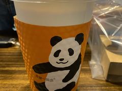 -熊猫一间店欧式奶茶铺