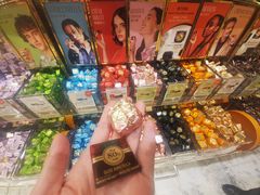 -VENCHI 闻绮(北京国贸商城店)